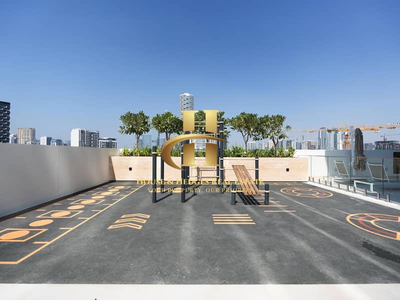 Kitchen Appliances | Modern Amenities | Spacious - Image 19