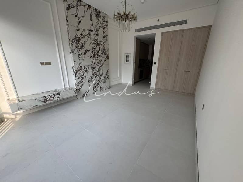 Brand new | Spacious | open view | Fully equipped - Image 8