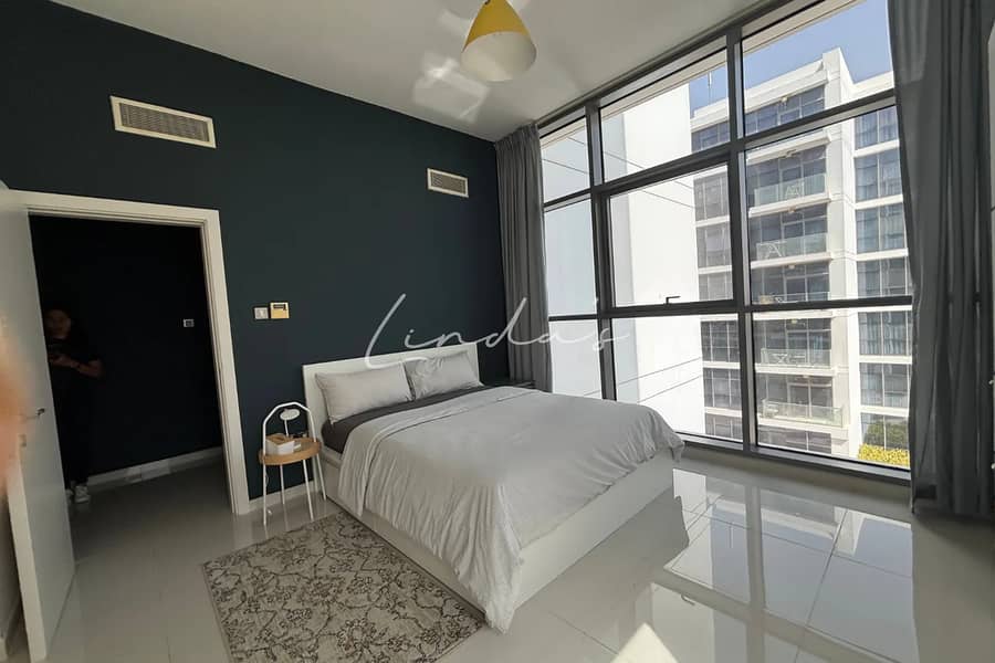 Park-Facing | Spacious 1 Bedroom | High Floor - Image 11