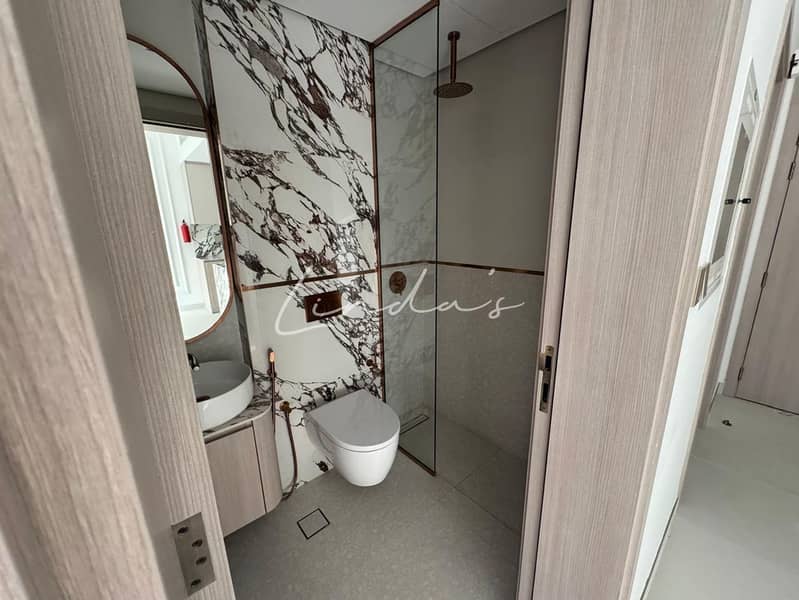 Brand new | Spacious | open view | Fully equipped - Image 11