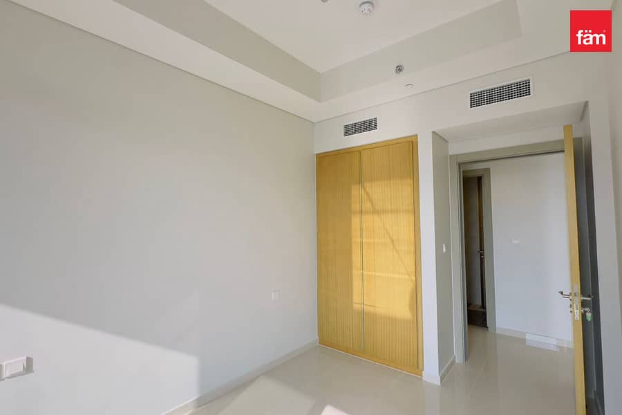 High Floor | With Balcony | Ready to Move - Image 13