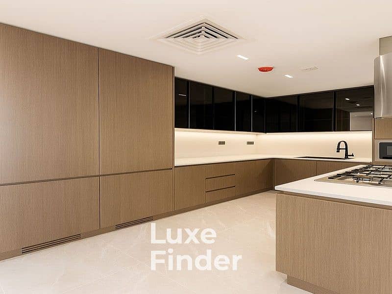 Large Plot | Corner Unit | Private Elevator - Image 6