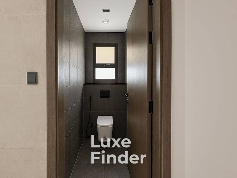 Large Plot | Corner Unit | Private Elevator - Image 8