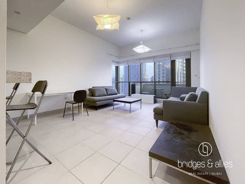 1BR | PARTLY FURNISHED | CLOSE KITCHEN | AVAILABLE