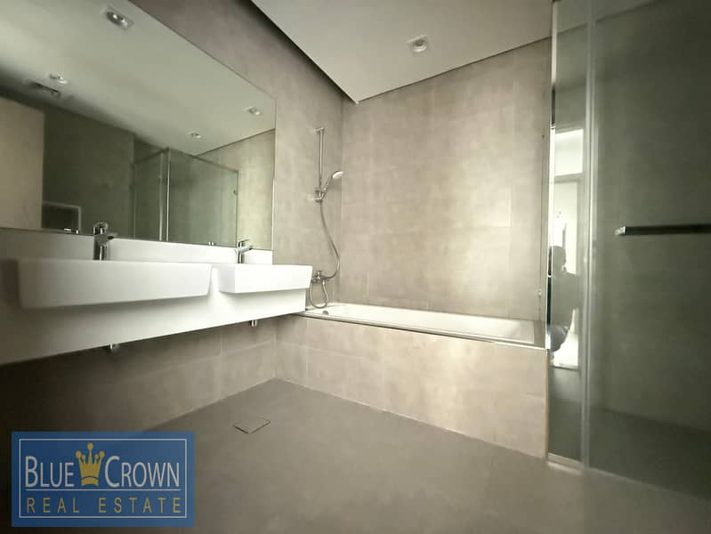 HUGE TARRCE LAGOON VIEW VACANT UNIT - Image 19