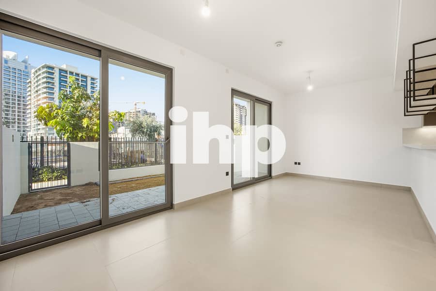 Brand New in the Market | Close to Amenities