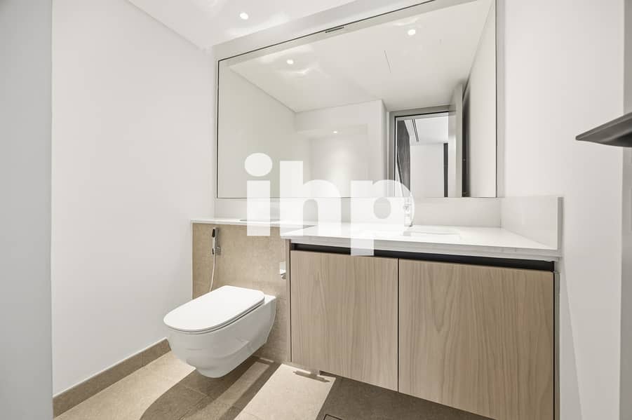 Brand New in the Market | Close to Amenities - Image 19