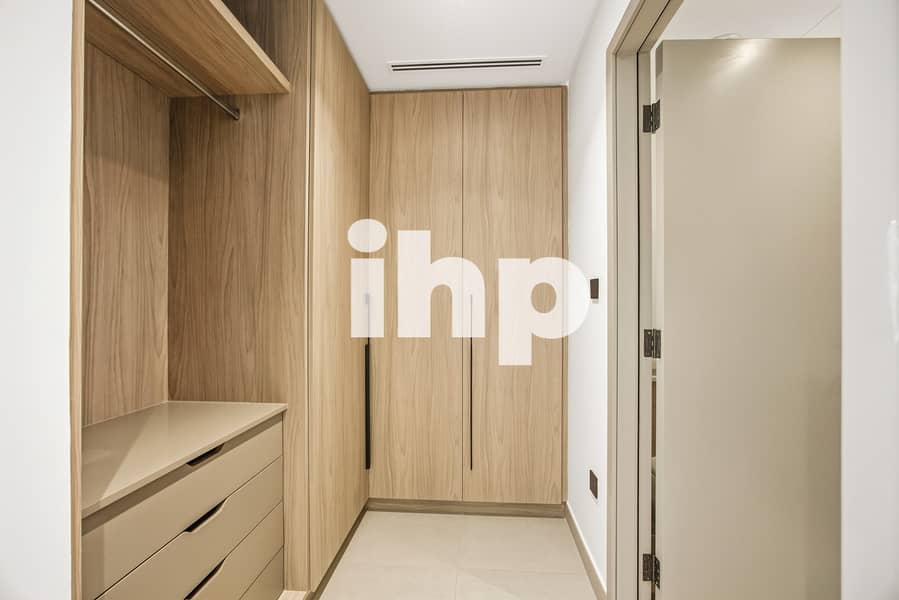 Brand New in the Market | Close to Amenities - Image 9