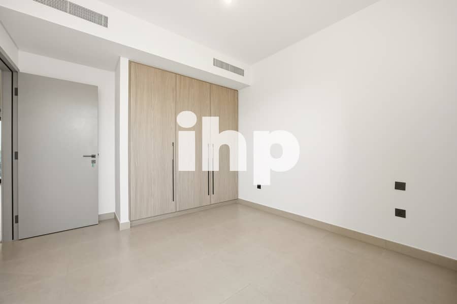 Brand New in the Market | Close to Amenities - Image 18