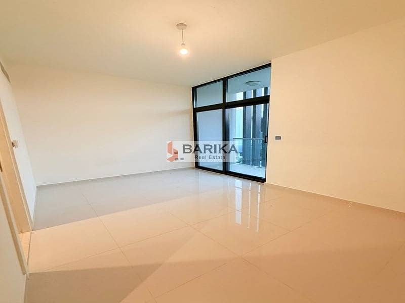 Luxury 3BR + Maid Villa with Private Garden - Image 6