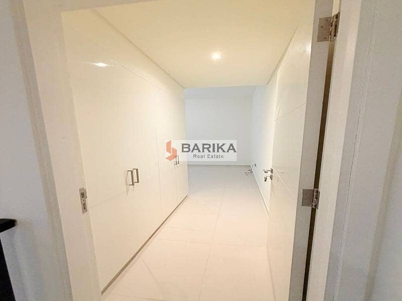 Luxury 3BR + Maid Villa with Private Garden - Image 7