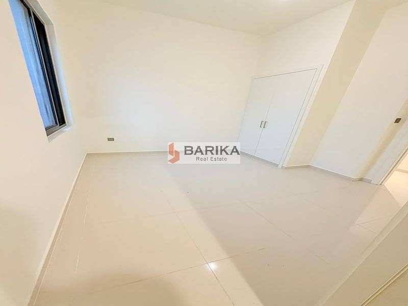 Luxury 3BR + Maid Villa with Private Garden - Image 12