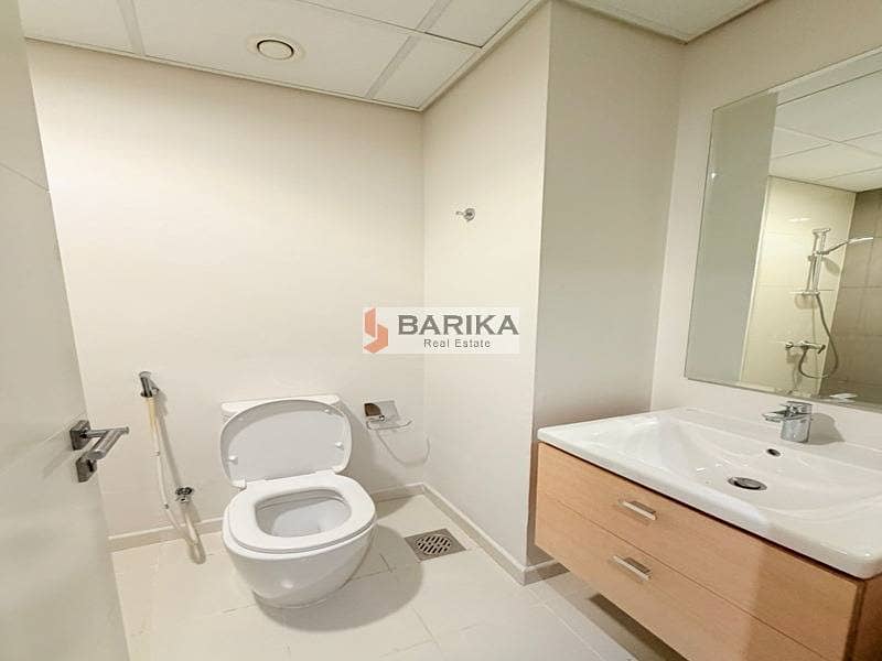 Luxury 3BR + Maid Villa with Private Garden - Image 18