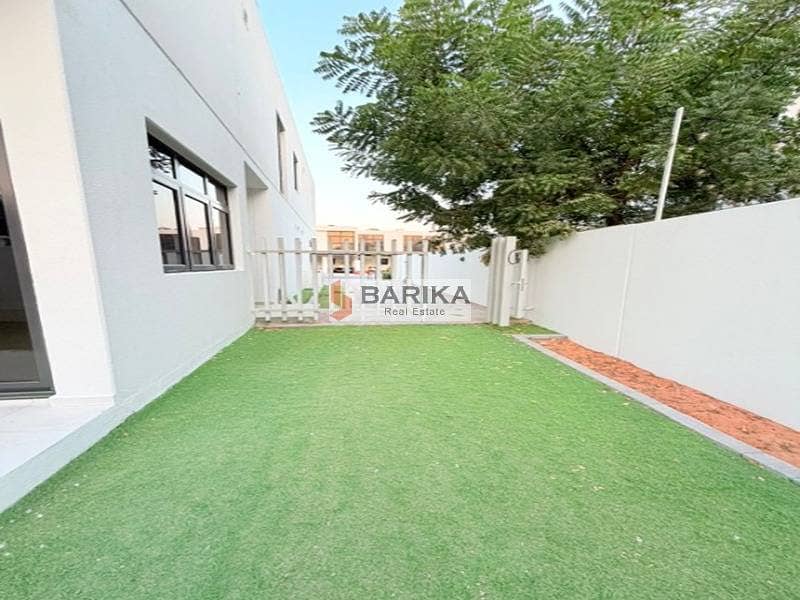 Luxury 3BR + Maid Villa with Private Garden - Image 21