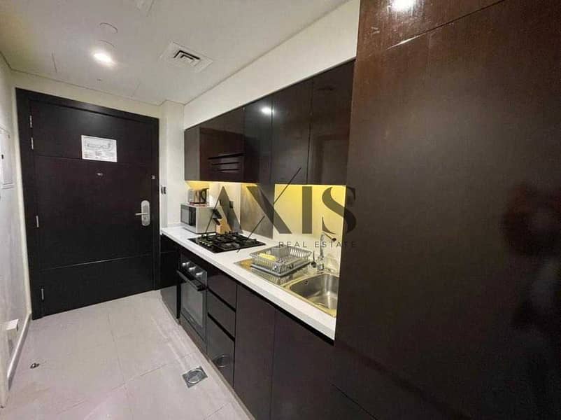 Pool view | Bright | High floor | Furnished