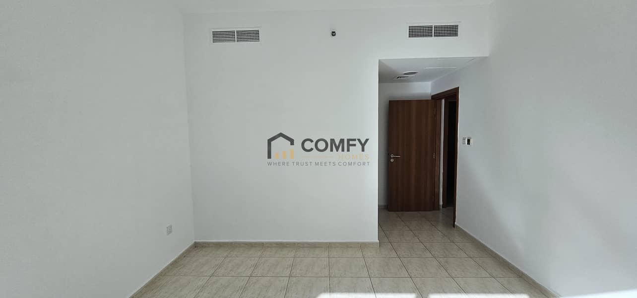 DISTRESS DEAL | 2 BEDROOM HALL WITHOUT BALCONY 72,000/- 4 CHEQS - Image 26