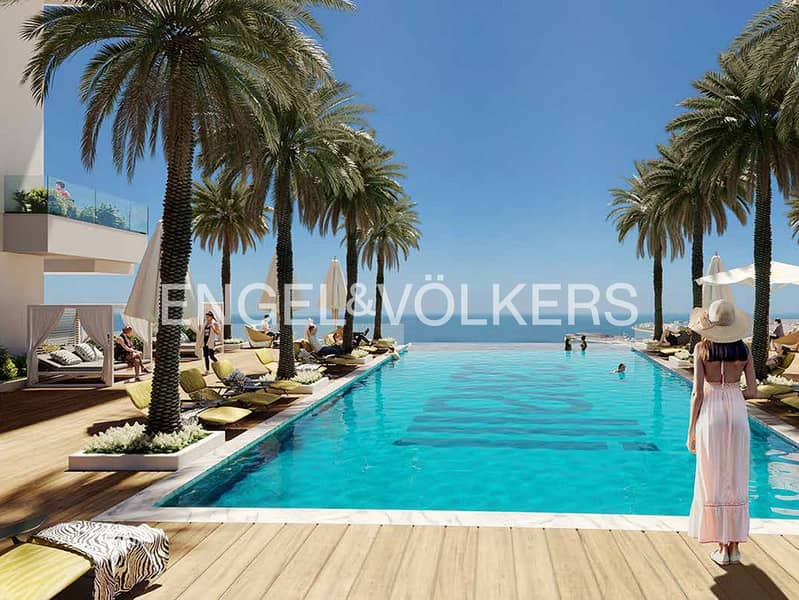 Ultra-Luxury Duplex with Private Sky Pool - Image 9