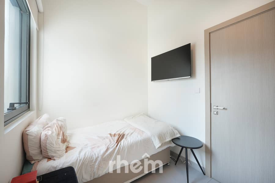 Exclusive | Huge Plot | Vastu Compliant - Image 12