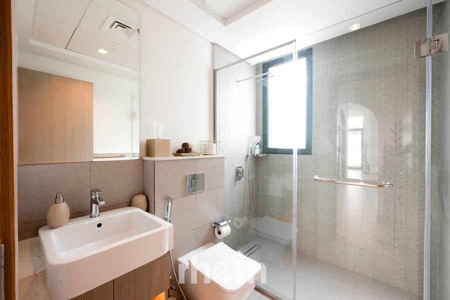 Exclusive | Huge Plot | Vastu Compliant - Image 14