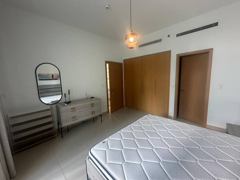 Modern finish | Fully furnished | Vacant January - Image 9