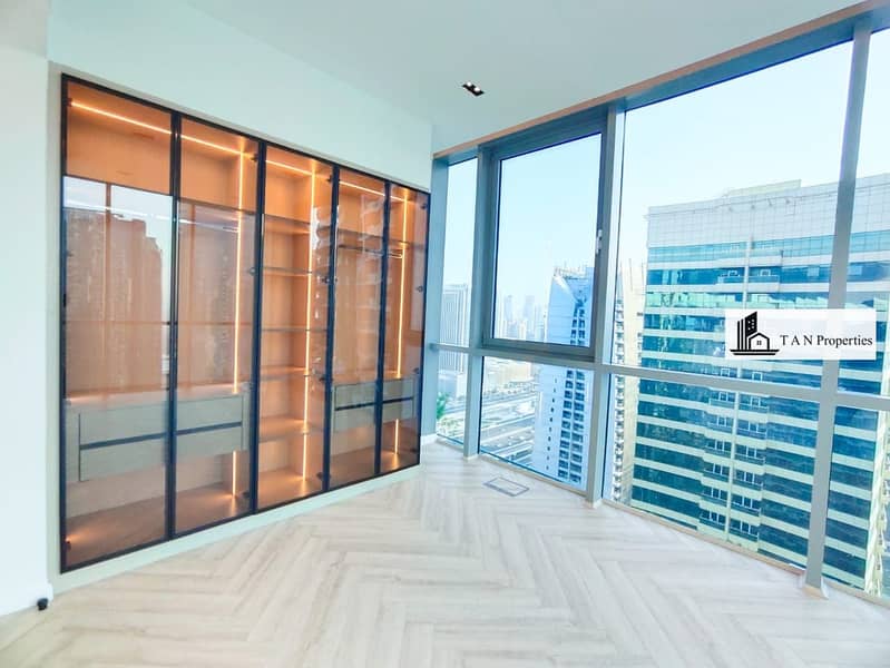 4 Bed Penthouse | Huge Terrace | Luxurious - Image 9