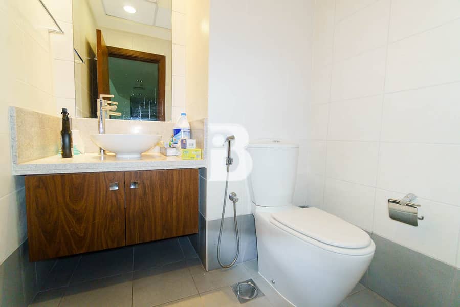 2BR Laundry / Rented / Partial SZR View - Image 8