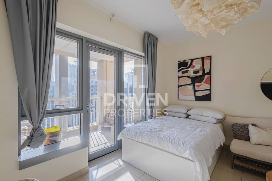 Vacant | Top Floor Unit | Prime Location