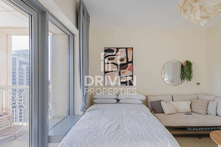 Vacant | Top Floor Unit | Prime Location - Image 7