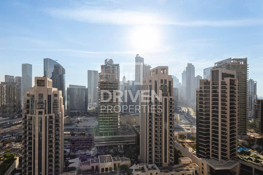 Vacant | Top Floor Unit | Prime Location - Image 9
