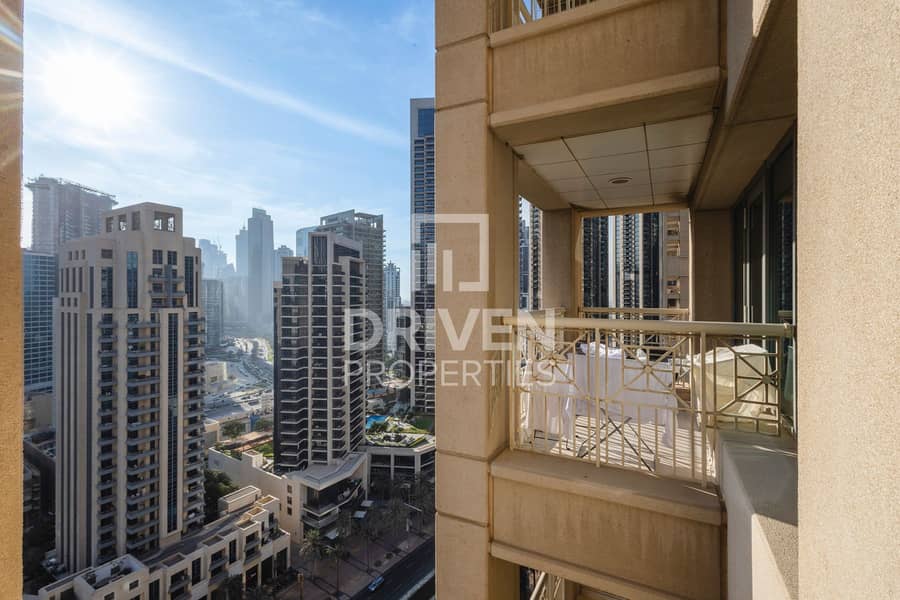 Vacant | Top Floor Unit | Prime Location - Image 10