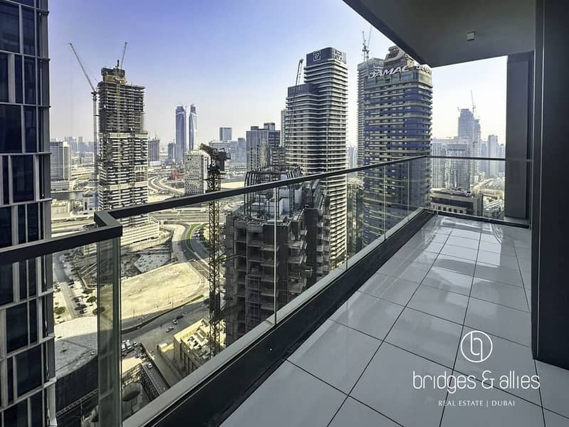 HIGH FLOOR | BRAND NEW | SPACIOUS LAYOUT
