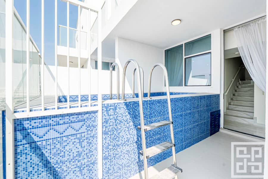 Top Floor | 3BR Duplex Apartment | Great Layout - Image 26