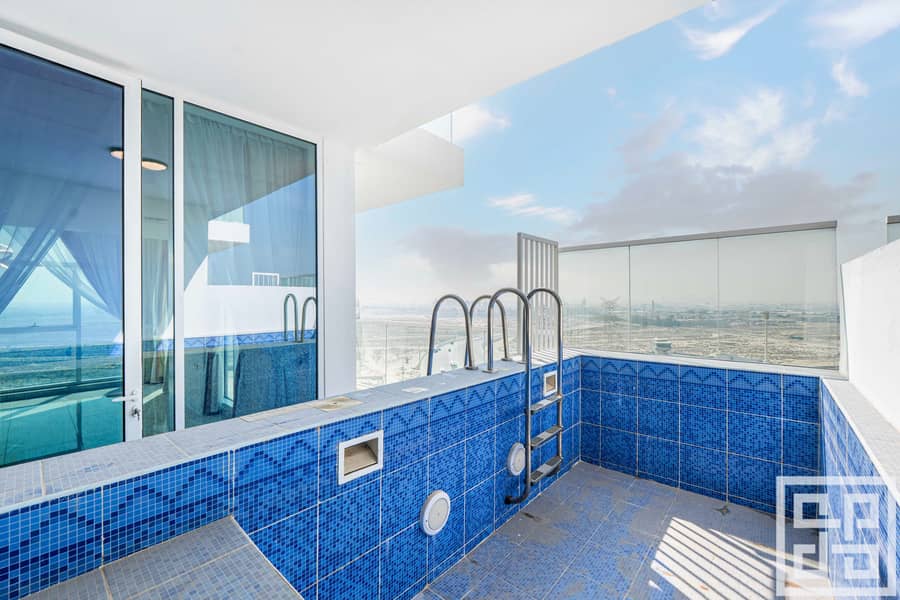 Top Floor | 3BR Duplex Apartment | Great Layout - Image 28