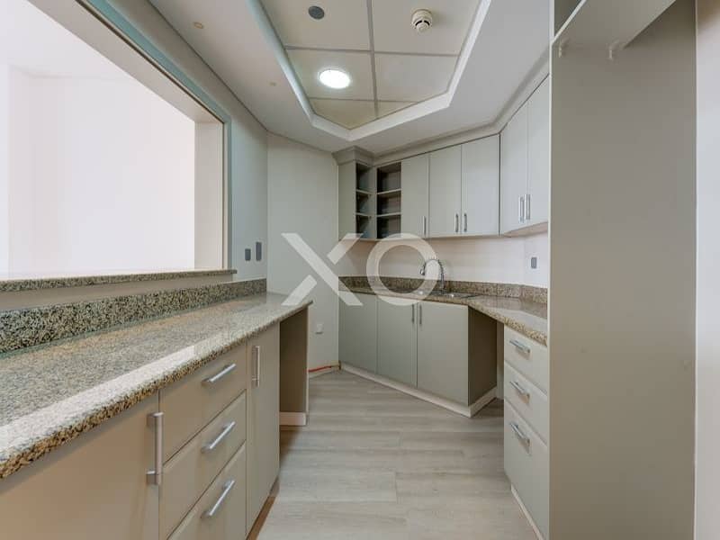 Vacant | Penthouse Level | New Flooring - Image 10