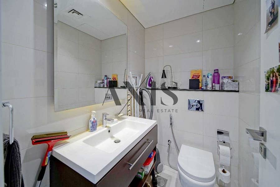 Fully furnished | Huge balcony | Canal view - Image 12