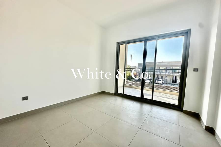 Best Location | Modern | Spacious Layout - Image 8