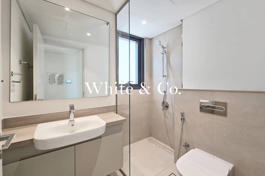 Brand New | Single Row | Prime Location