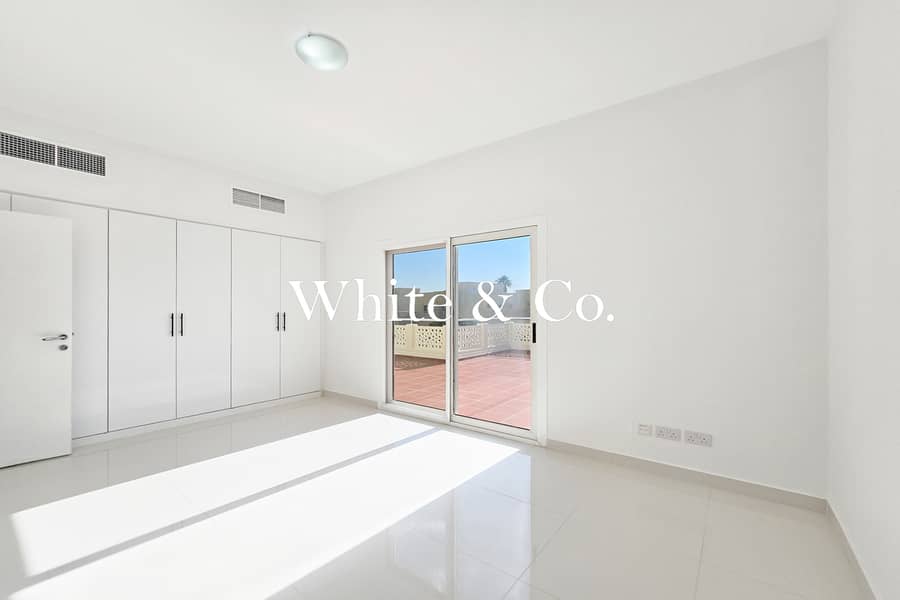 Meadows 1 | Huge Plot | Brand New - Image 16