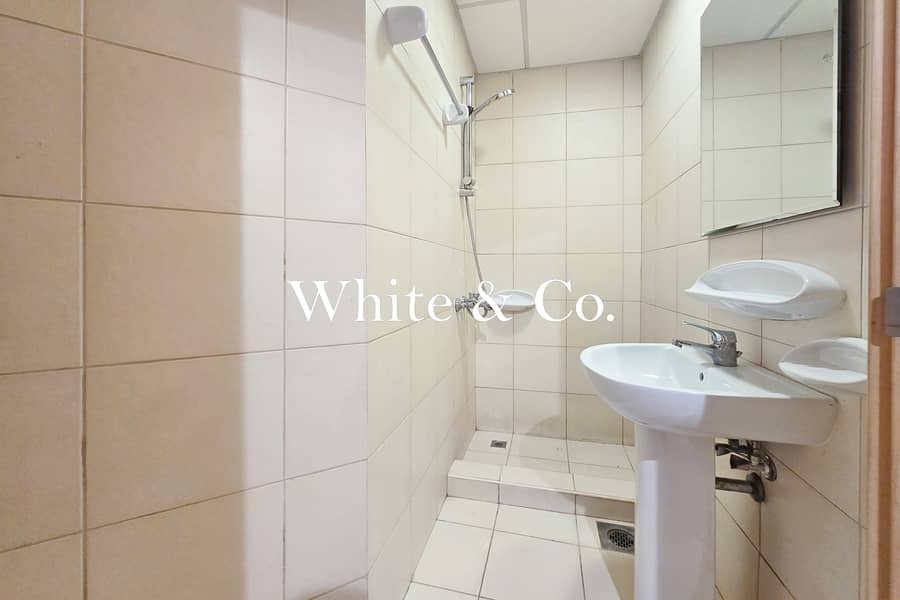 Beach Access | Unfurnished | Vacant - Image 15