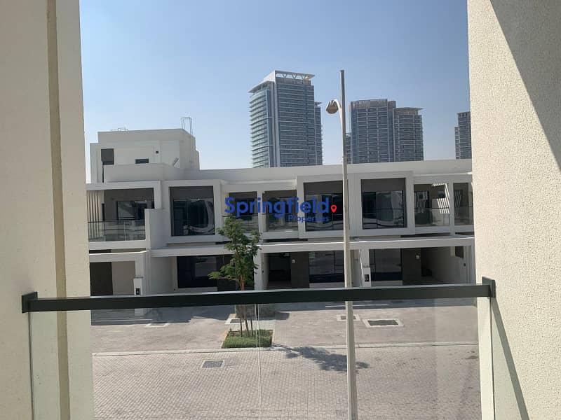 Exclusive | Brand New | Single Row - Image 9