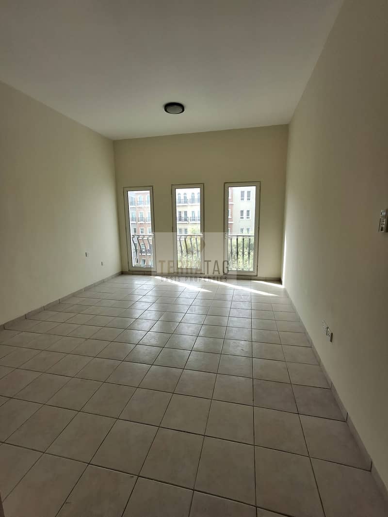 DEAL VACANT 2 BEDROOM WITH 3 BALCONY ONLY 1.245M