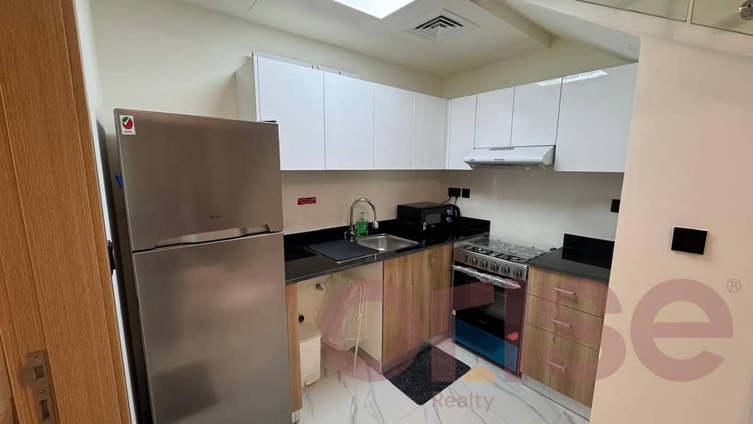 Urgent Rent! Spacious 1BR | Amazing Price | 3 Cheques | Vacant - Image 9