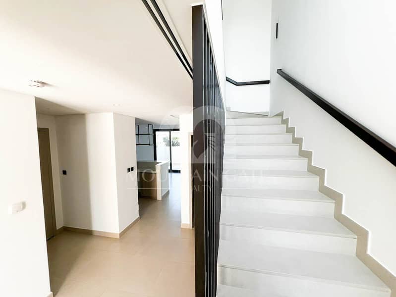 Single Row | Ready to Move In | Close to Pool - Image 10