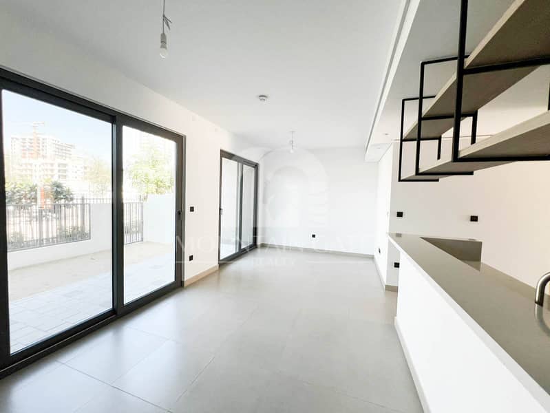 Single Row | Ready to Move In | Close to Pool - Image 14