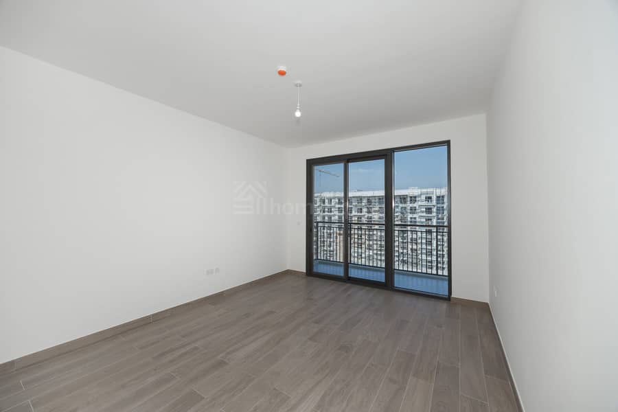 2 Master Beds | Open View | January