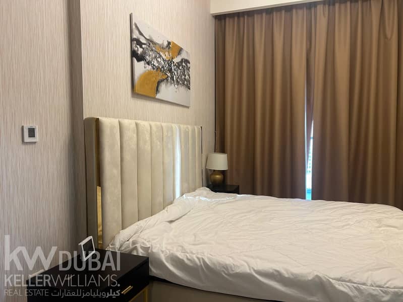 FURNISHED | HIGH FLOOR | READY TO MOVE IN