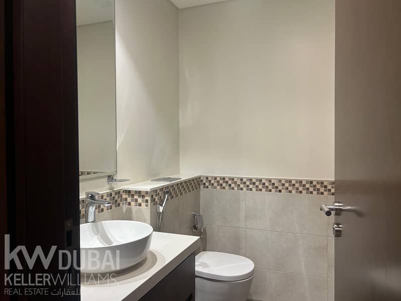 FURNISHED | HIGH FLOOR | READY TO MOVE IN - Image 11