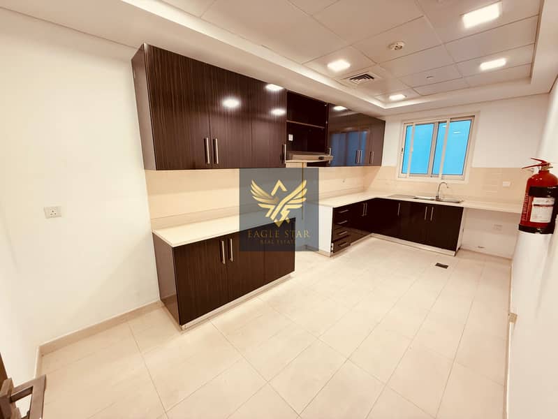 2B/R WITH BALCONY | PREMIUM LOCATION | BOOK NOW - Image 8