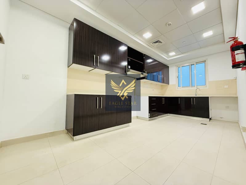 2B/R WITH BALCONY | PREMIUM LOCATION | BOOK NOW - Image 9