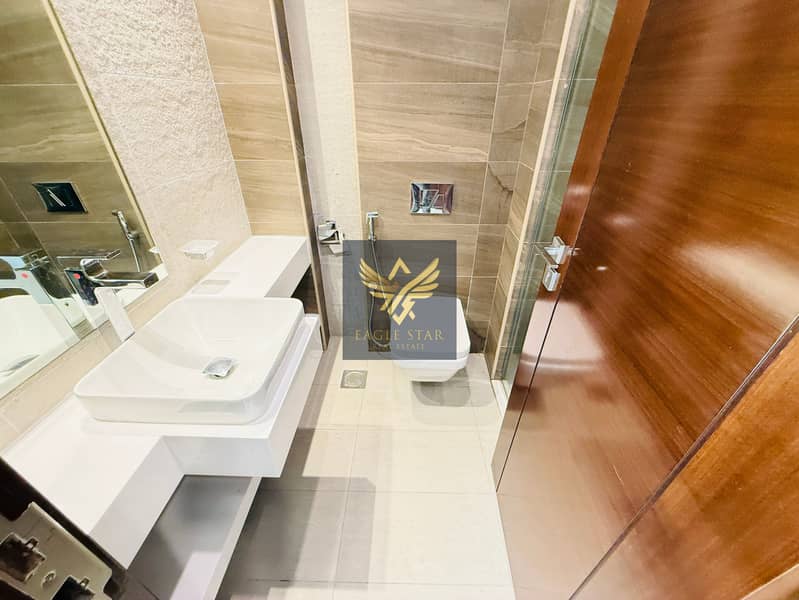 2B/R WITH BALCONY | PREMIUM LOCATION | BOOK NOW - Image 11